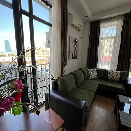 Cozy Apartment In The City Center Mtatsminda Tbilisi Ngoại thất bức ảnh