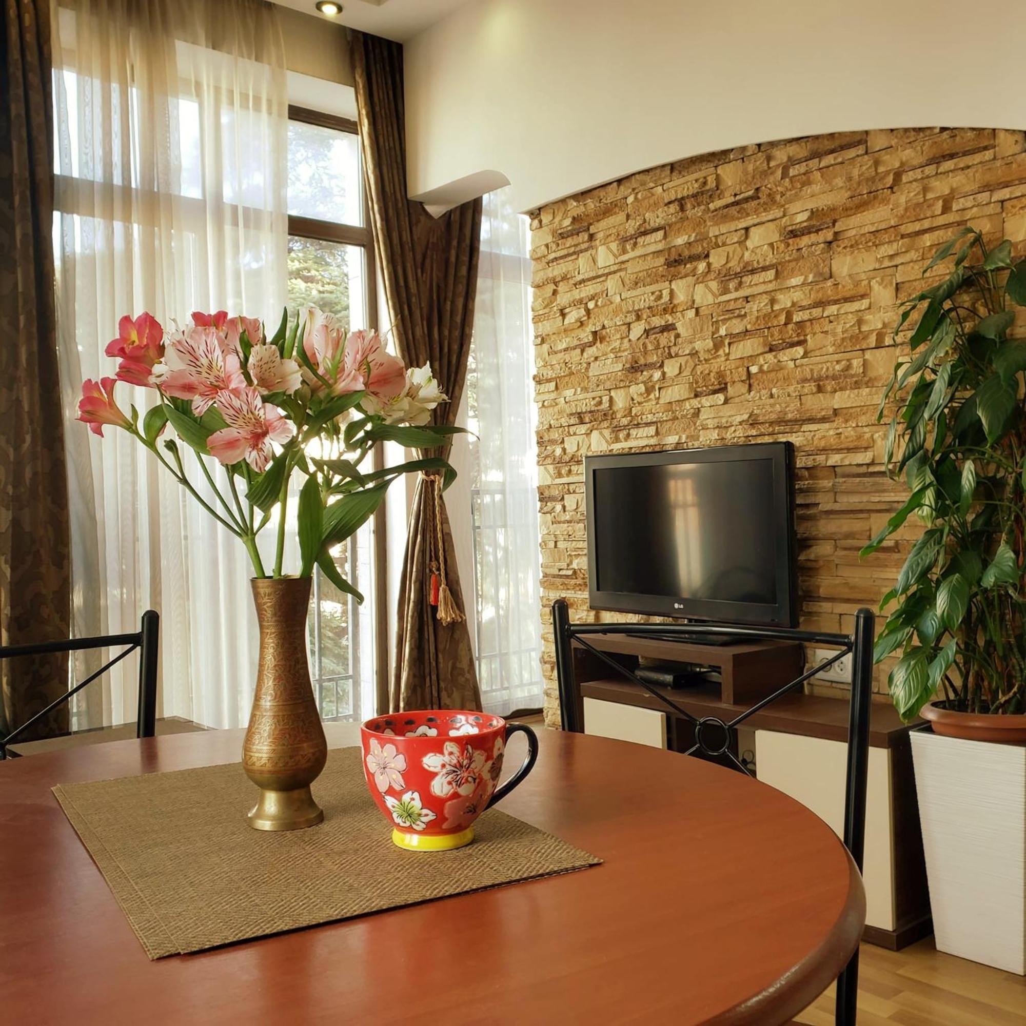 Cozy Apartment In The City Center Mtatsminda Tbilisi Ngoại thất bức ảnh