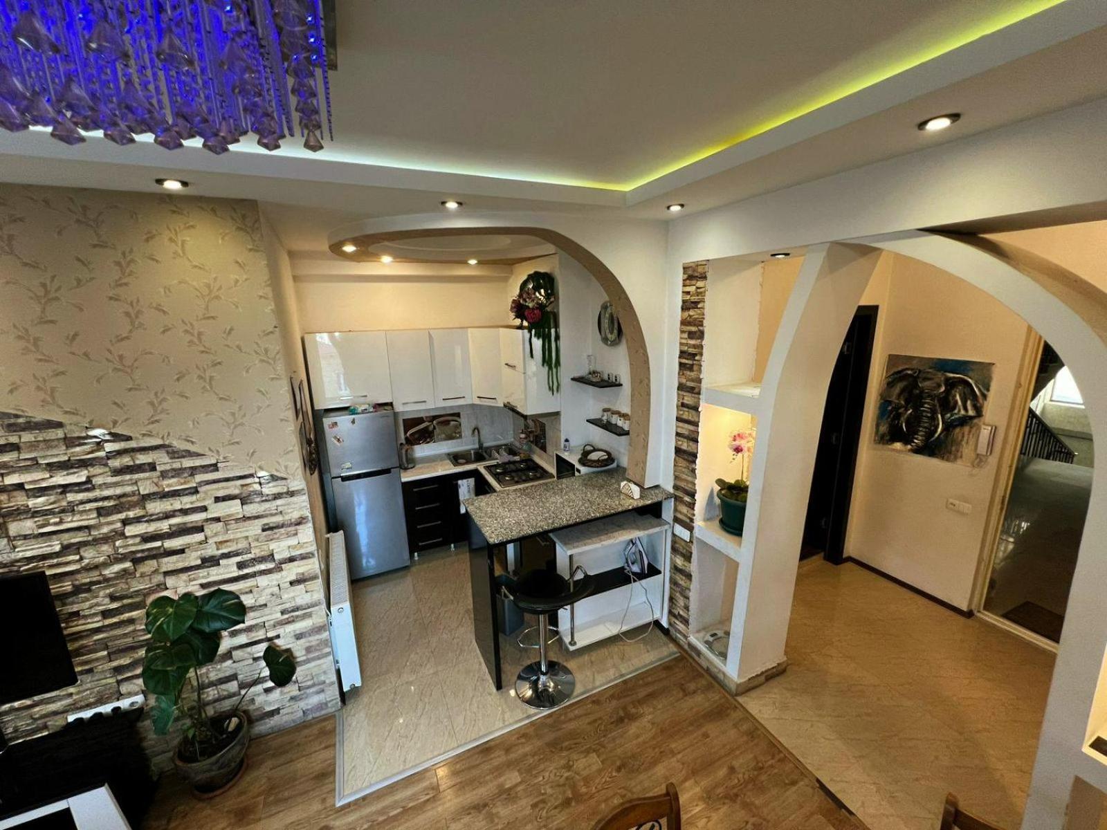 Cozy Apartment In The City Center Mtatsminda Tbilisi Ngoại thất bức ảnh