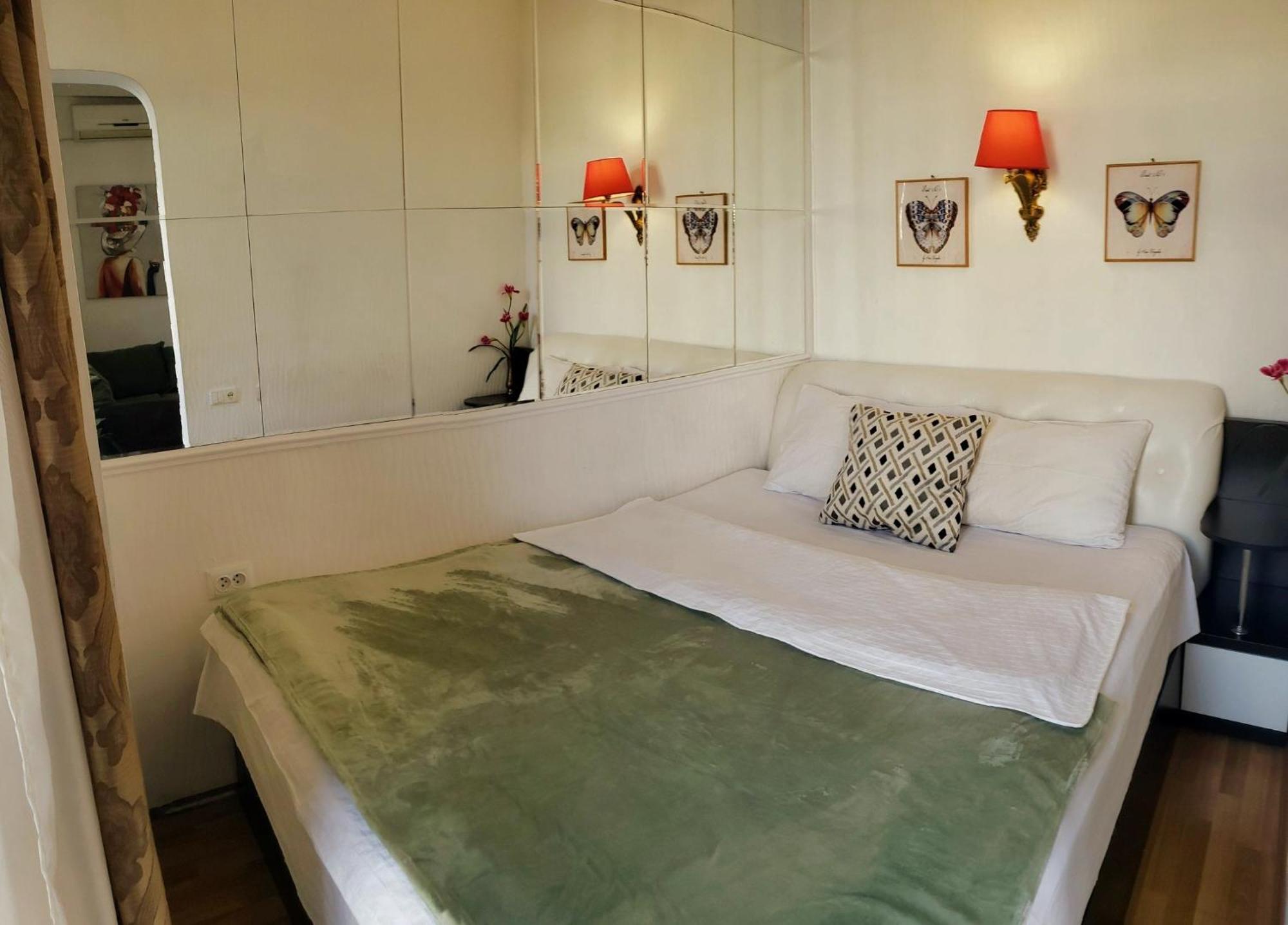Cozy Apartment In The City Center Mtatsminda Tbilisi Ngoại thất bức ảnh